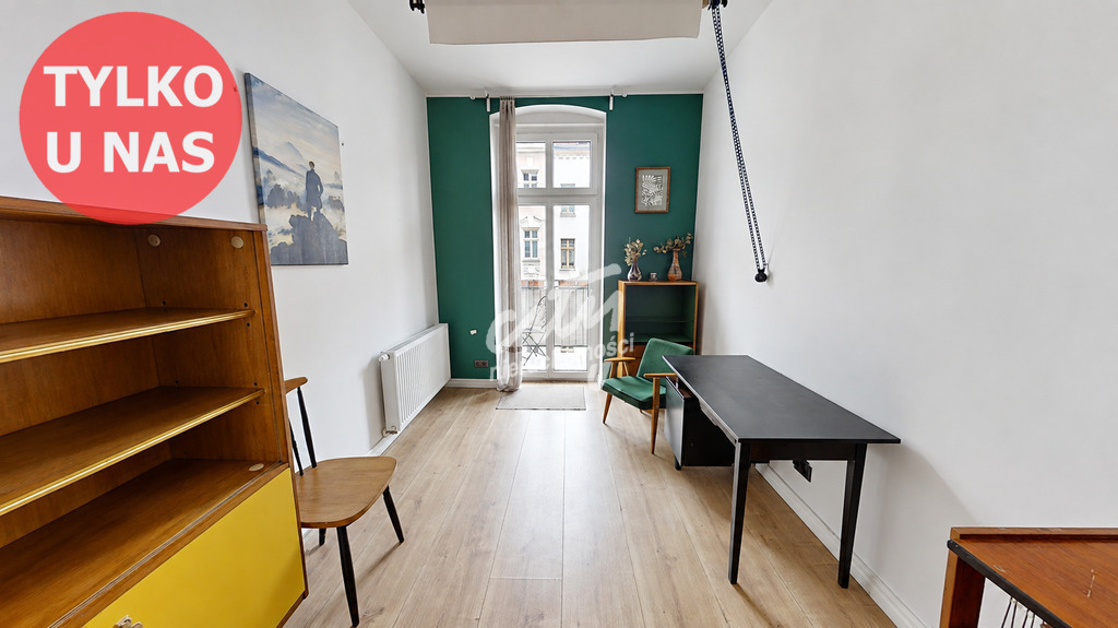 Centrum! 3 pokoje, balkon, osobna kuchnia! (12)