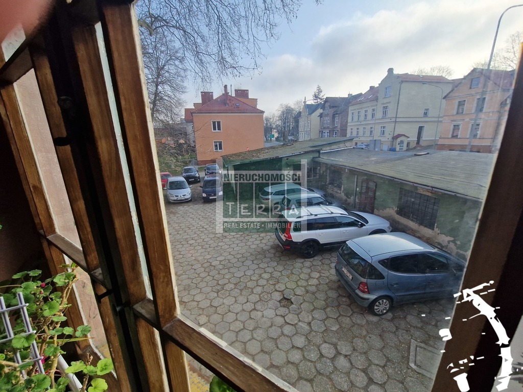 Klimatycznie w kamienicy z miejscem postojowym (11)