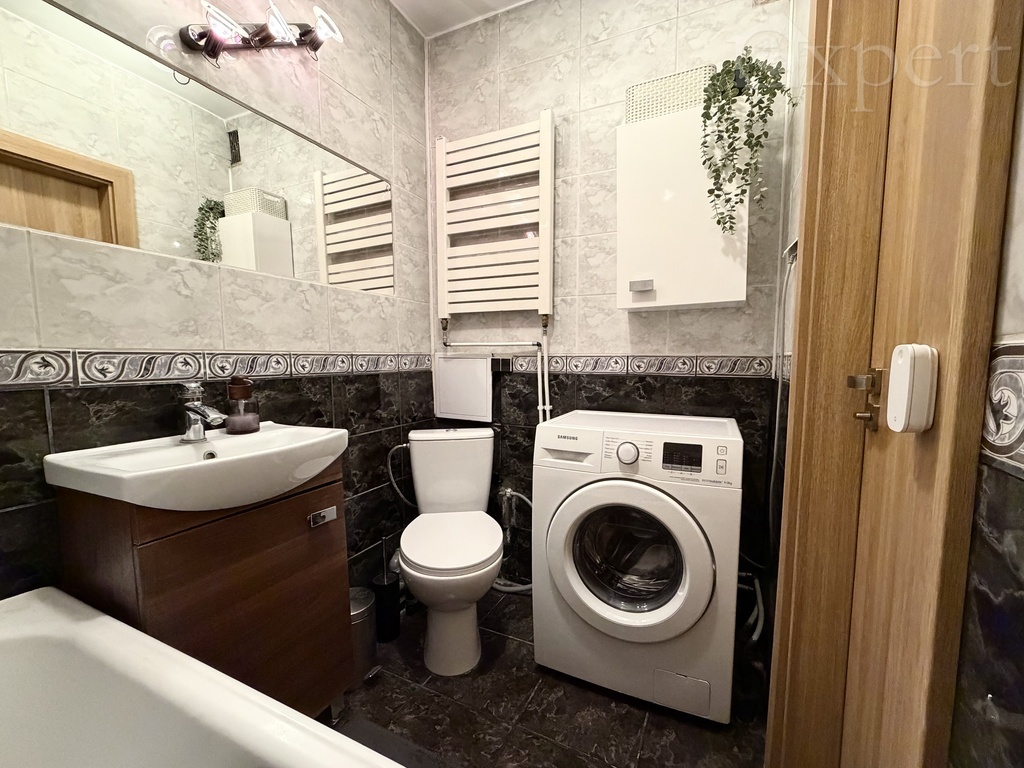 3 pokoje, 56,6 m2, duży balkon, centrum (9)