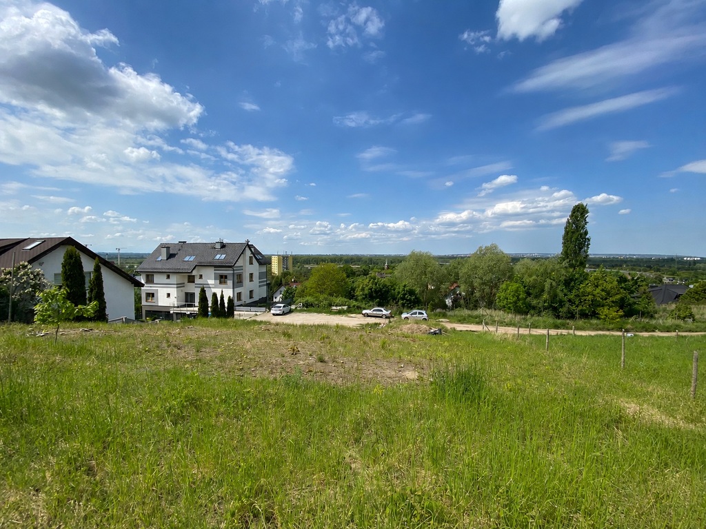 Działka z pięknym widokiem na panoramę miasta (1)