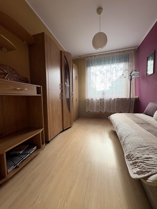 PRZESTRONNE 2 POKOJE, BALKON, WIDOK (6)