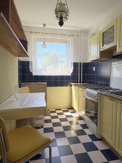 PRZESTRONNE 2 POKOJE, BALKON, WIDOK (7)