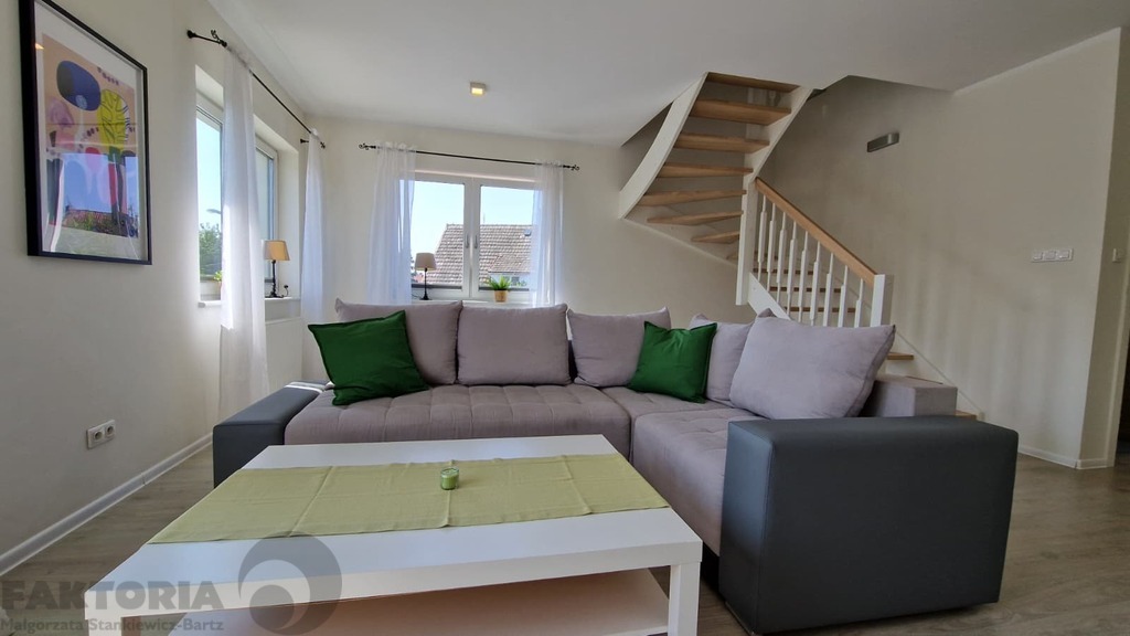 Gumieńce apartament 92 m2, 4 pokoje, balkon 5250,- (1)