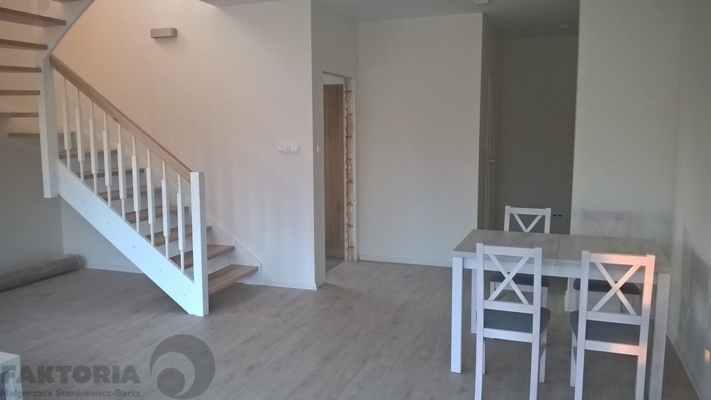 Gumieńce apartament 92 m2, 4 pokoje, balkon 5250,- (13)