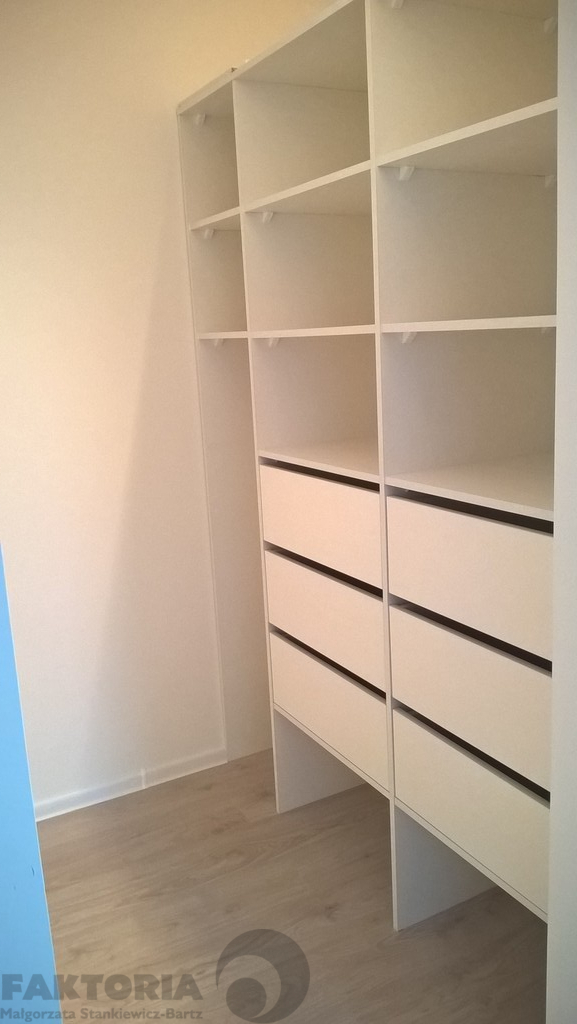 Gumieńce apartament 92 m2, 4 pokoje, balkon 5250,- (15)