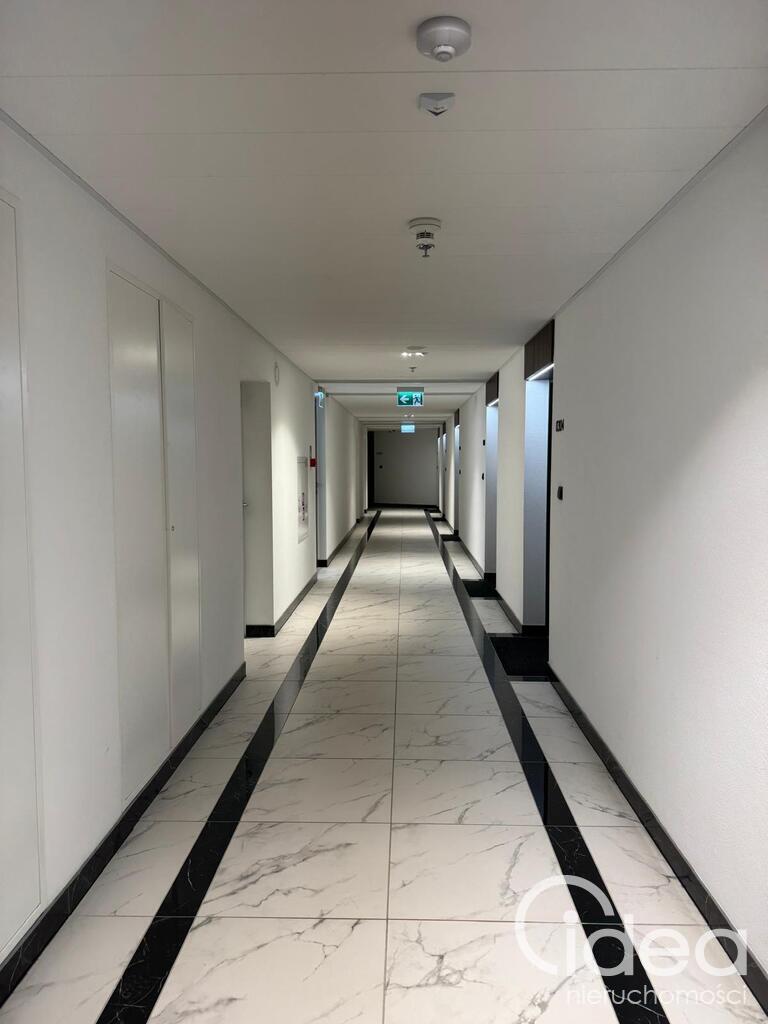 Apartament w Hanza Tower z widokiem. (6)