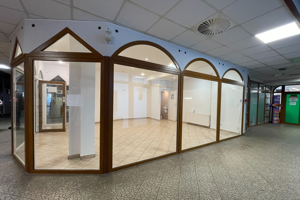 Lokal usługowy w centrum Kołobrzegu (1)