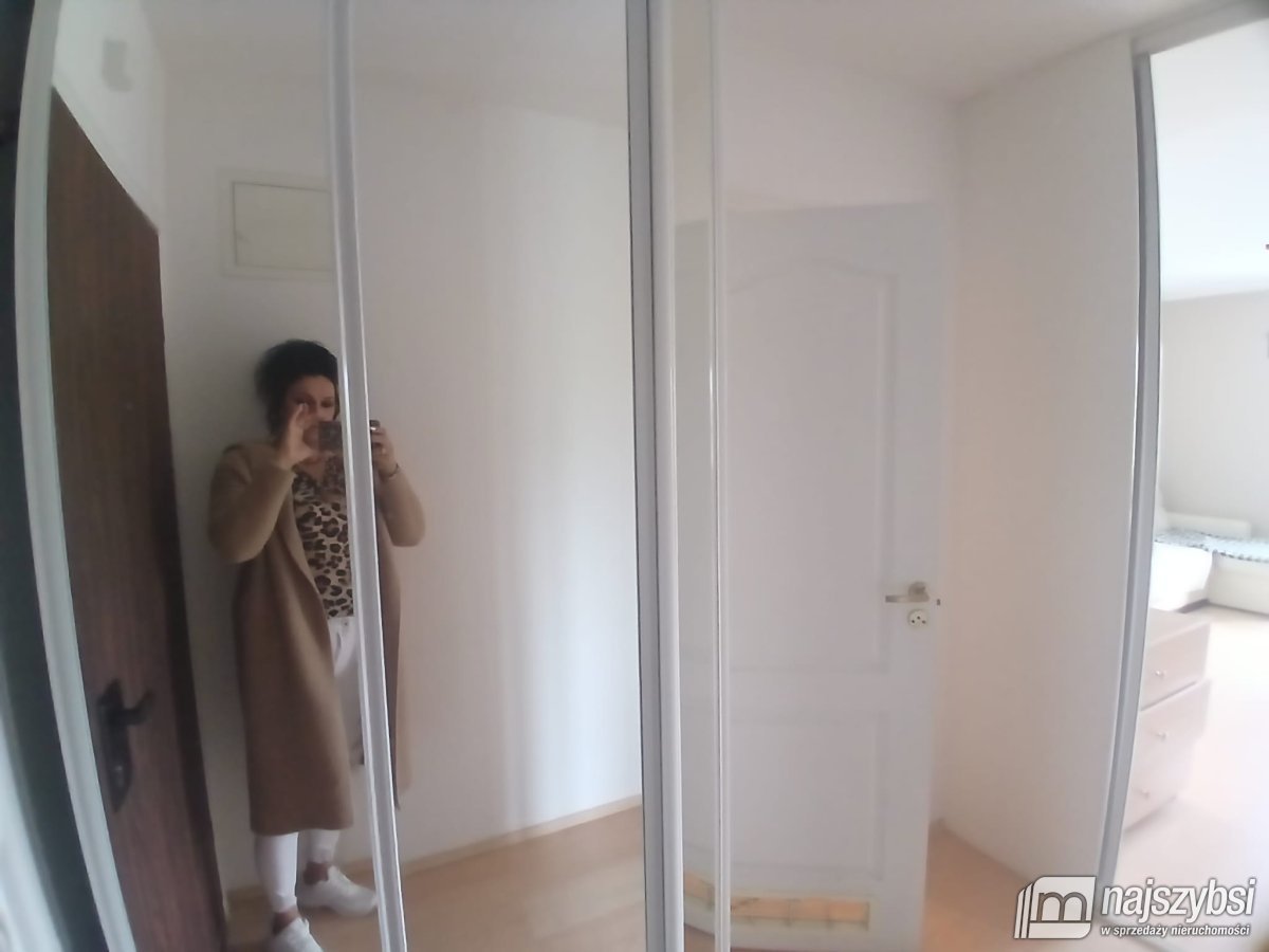 KOŁOBRZEG-APARTAMENT Z WIDOKIEM NA MORZE W PORCIE (2)