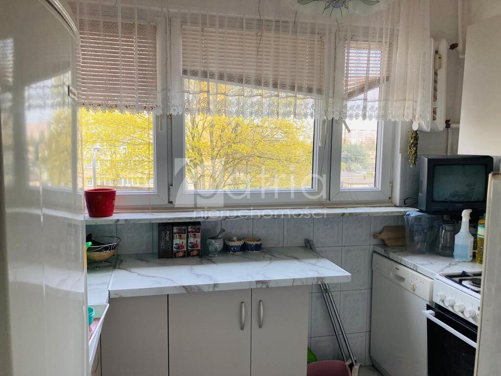 3 pokoje z balkonem i windą na oś. Kaliny (15)