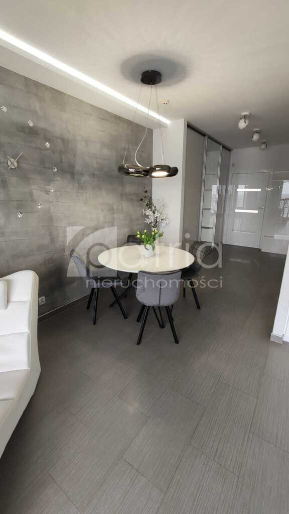 2 pokojowy apartament  z widokiem na morze (4)