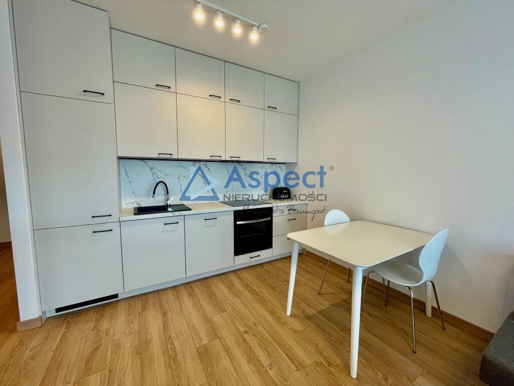 Nowoczesny apartament 3-pok. tuż nad Odrą (balkon) (4)