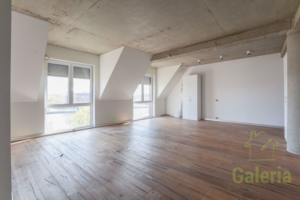 Loft 308 m2 z widokiem na Odrę (4)