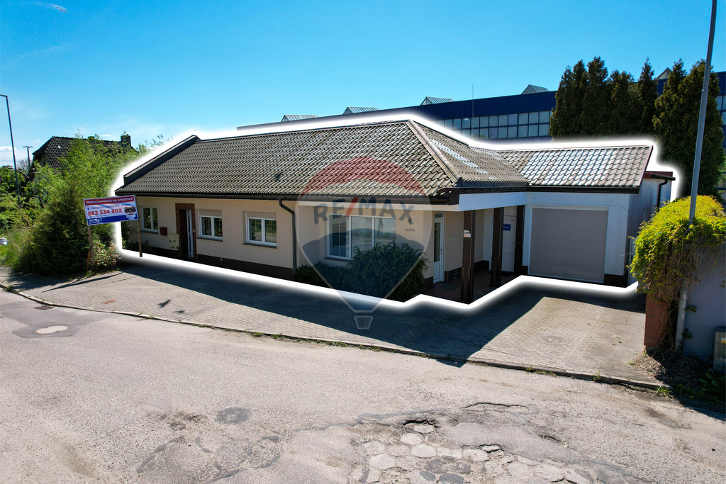 Funkcjonalny obiekt komercyjny: 445 m2, Koszalin (1)