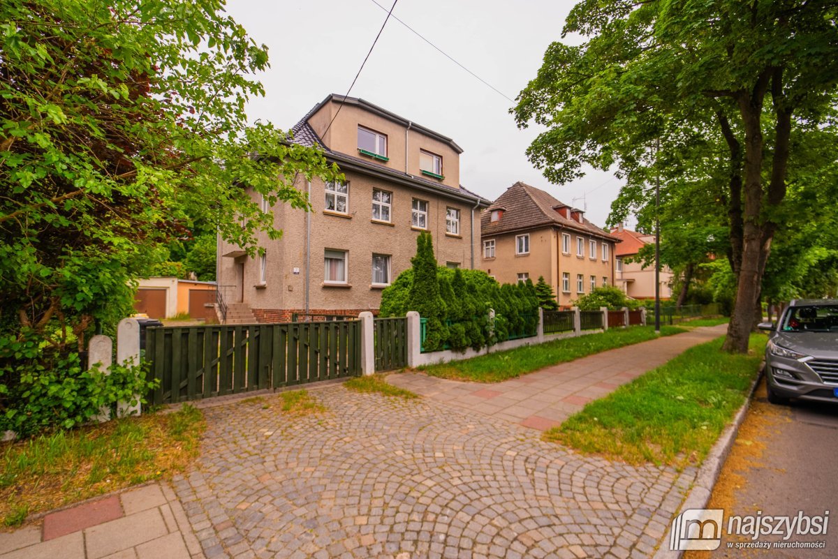 Świnoujście - mieszkanie z garażem i działką (31)