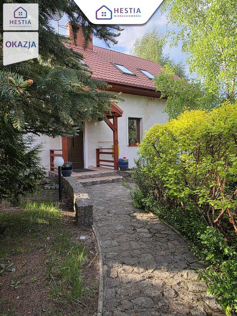 Dom dla rodziny szukającej spokojnej oazy. (2)