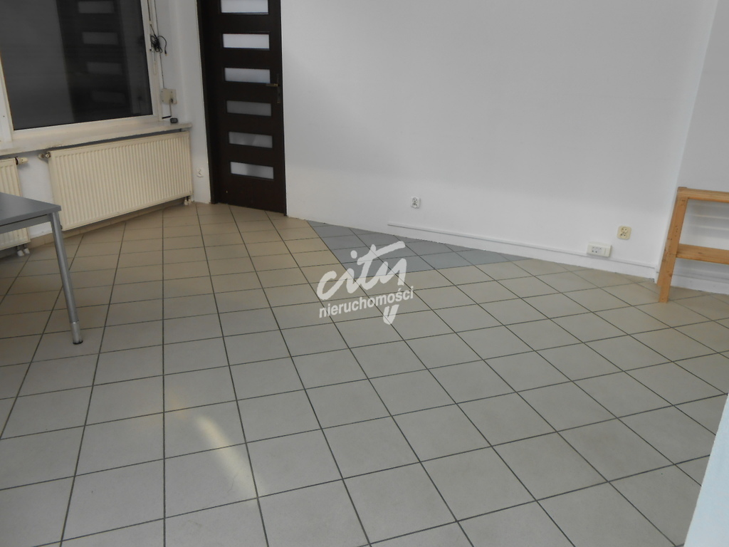 Lokal na wynajem Śródmiescie 50 m2- 2000 zł. (5)