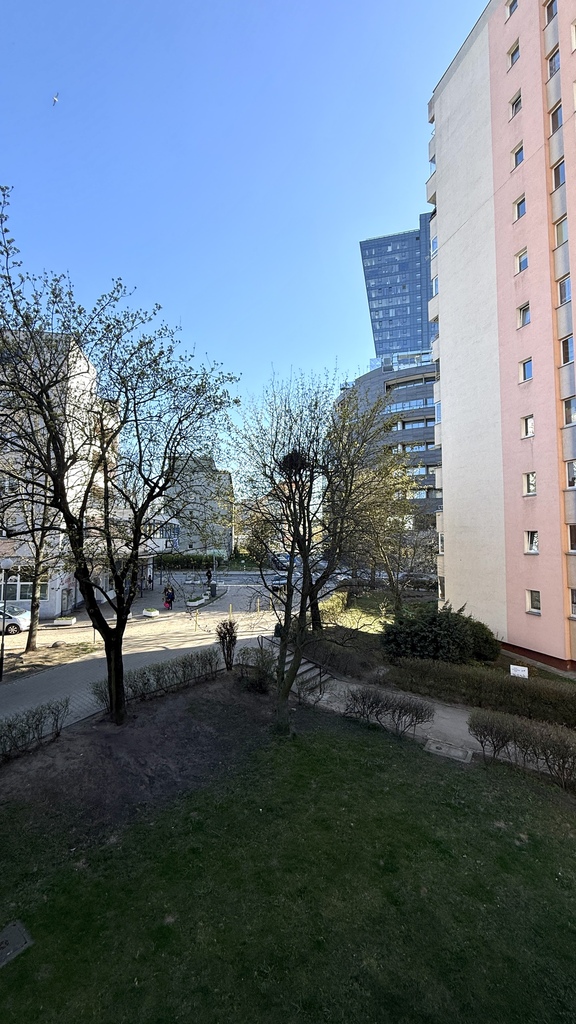 Na sprzedaż kawalerka przy Hanza Tower (23)