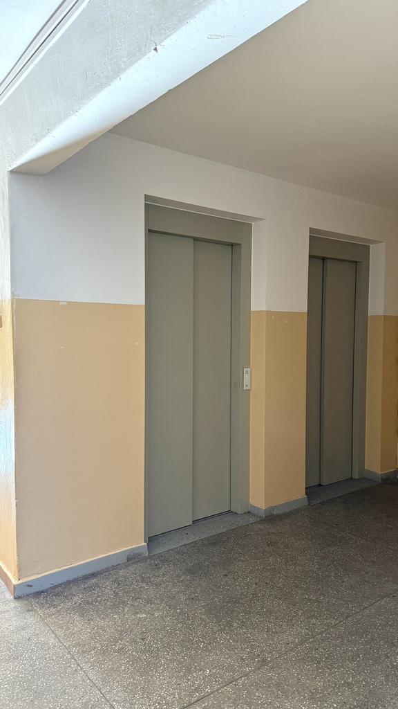 Na sprzedaż kawalerka przy Hanza Tower (26)