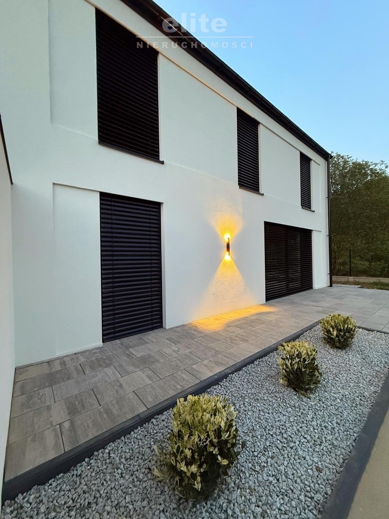 Dołuje piękny nowy wykończony dom 5 pokoi dz 520m2 (6)