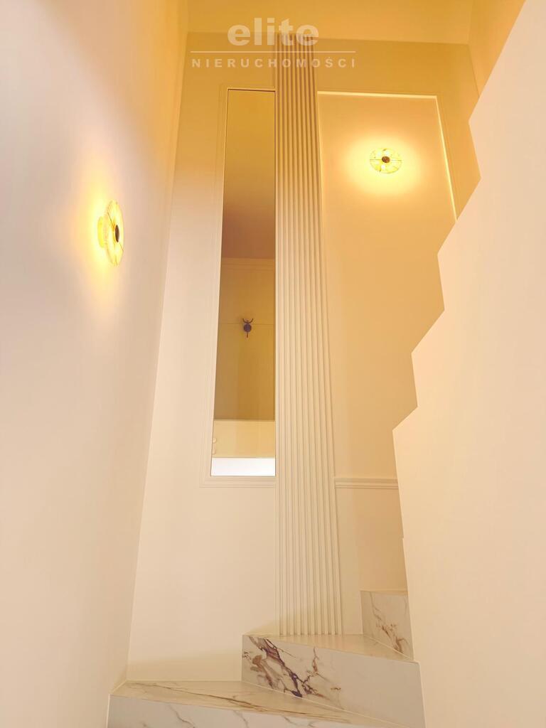 Dołuje piękny nowy wykończony dom 5 pokoi dz 520m2 (24)