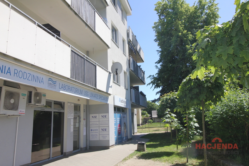 Lokal, 49 m2, parter, Police  (1)