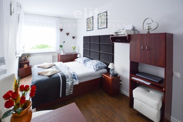 2 dwa pokoje, balkon, garaż (6)