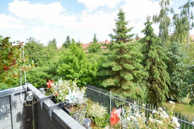 2 dwa pokoje, balkon, garaż (12)