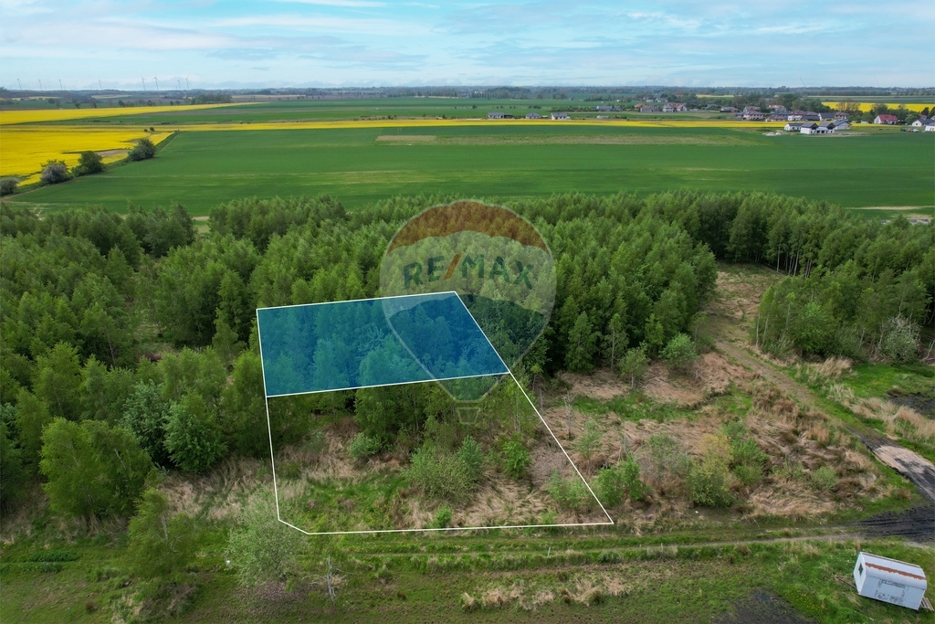 Działka 1028 m2 z wydanymi WZ w Strzeżenicach (2)