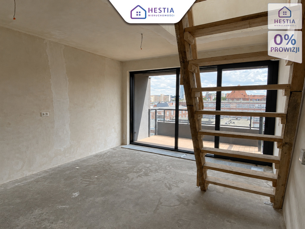 Unikatowy penthouse z tarasem | Widok na panoramę (8)