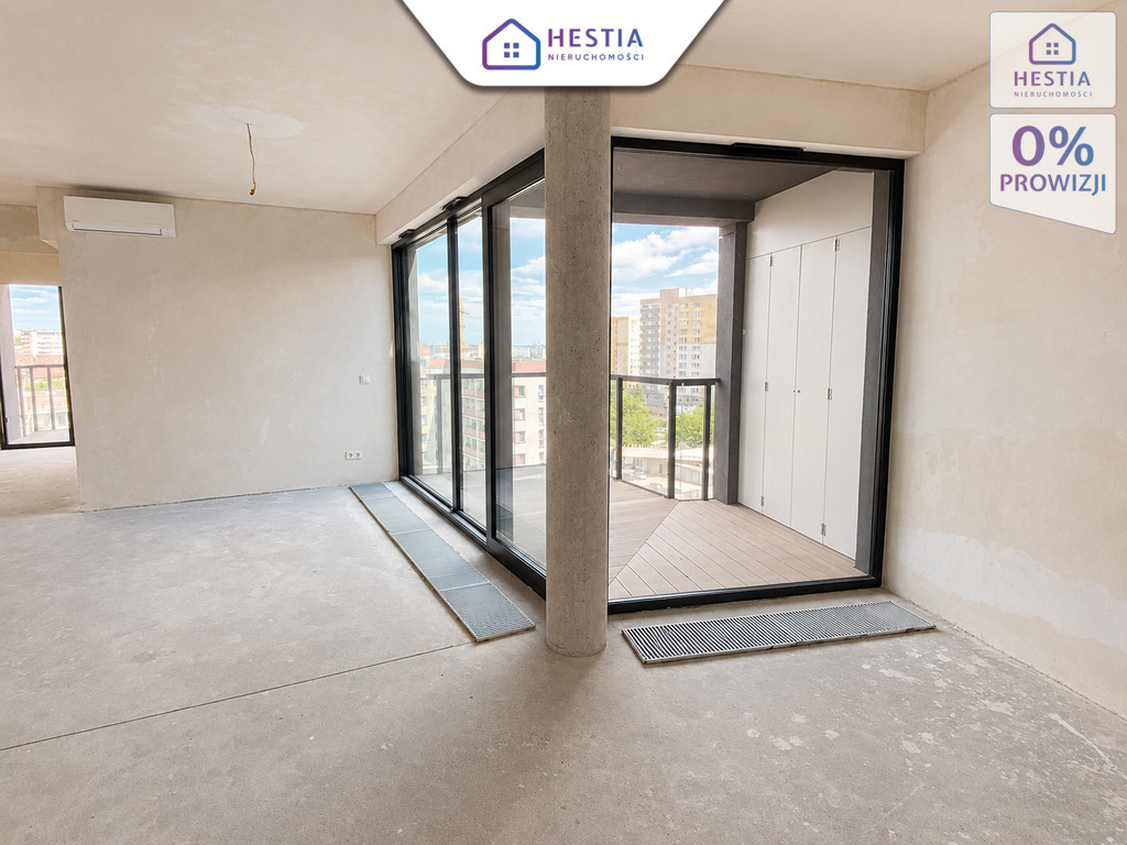 Ekskluzywny penthouse z prywatną windą i tarasem (5)
