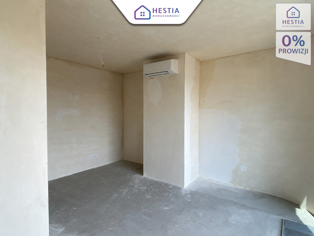Ekskluzywny penthouse z prywatną windą i tarasem (8)