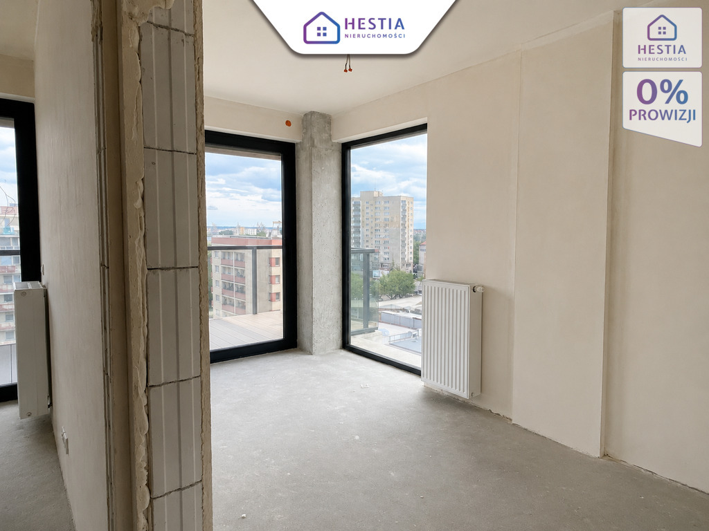 Ekskluzywny penthouse z prywatną windą i tarasem (13)