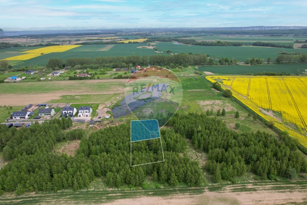 Działka 1029 m2 z wydanymi WZ w Strzeżenicach (9)