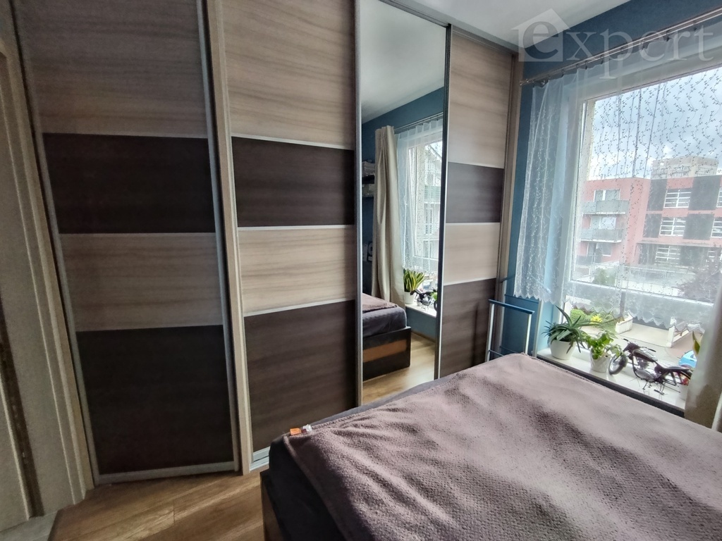 3 pokoje, garaż, centrum, 2 piętro, balkon (9)