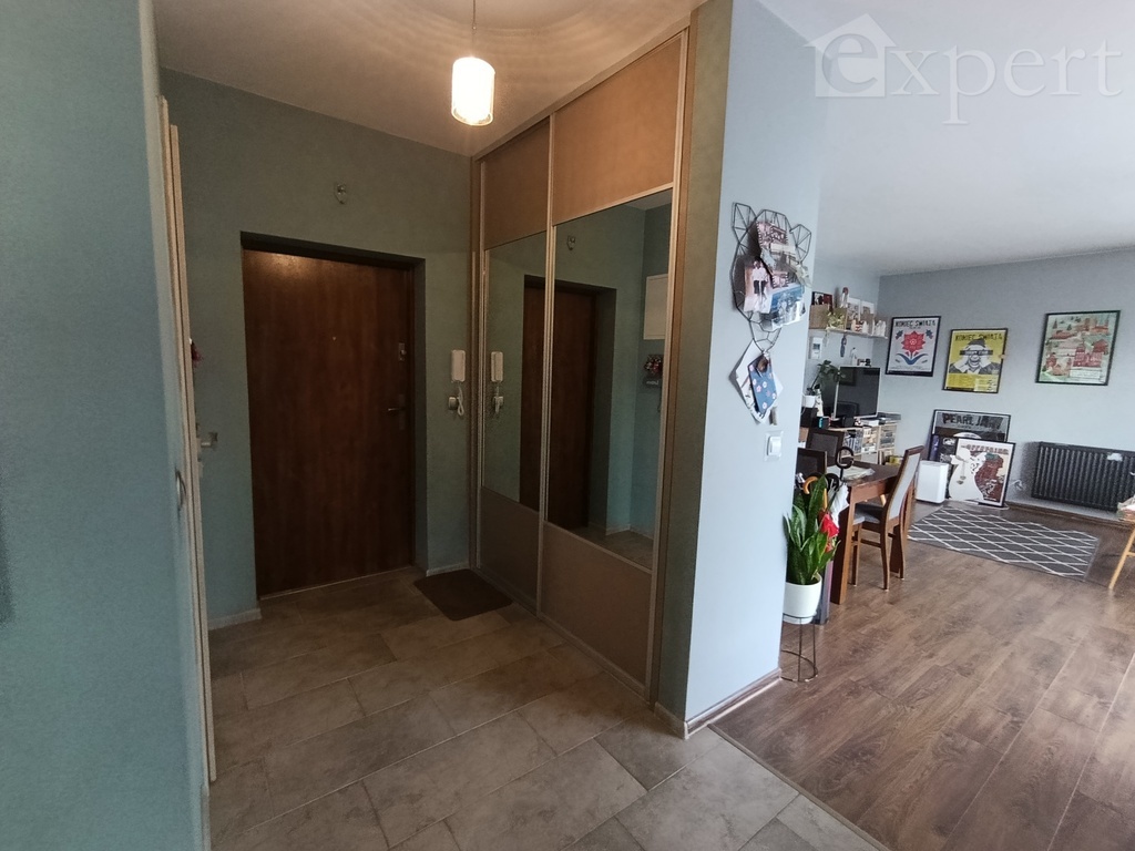 3 pokoje, garaż, centrum, 2 piętro, balkon (12)