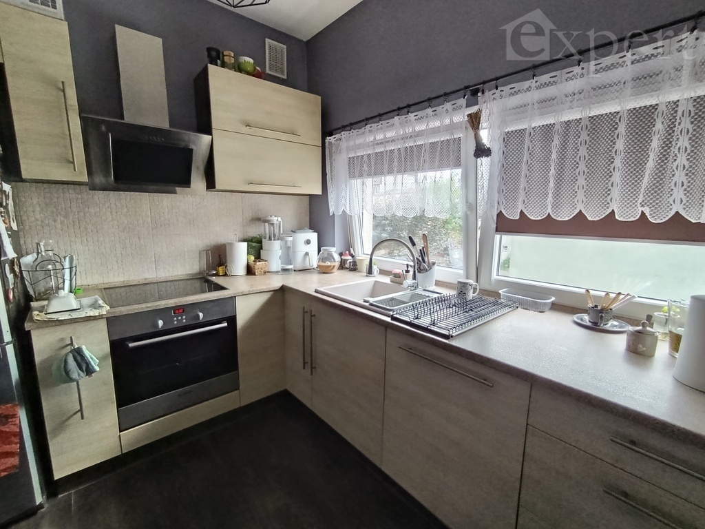 3 pokoje, garaż, centrum, 2 piętro, balkon (4)