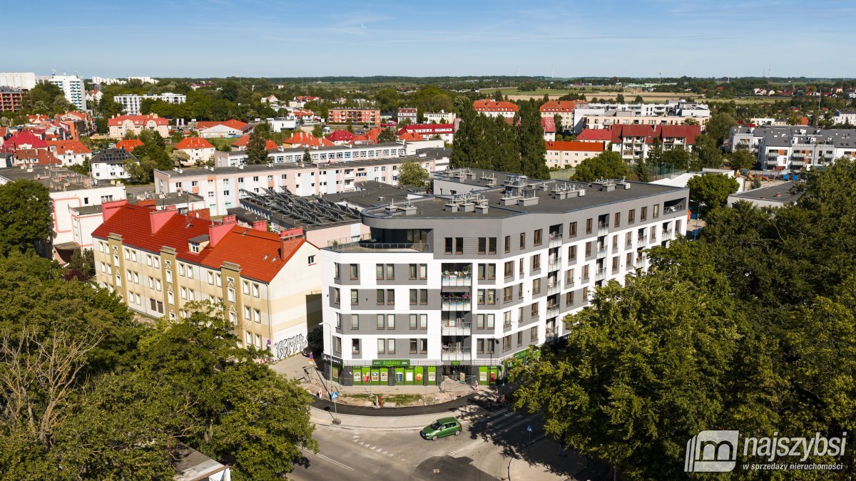 KOŁOBRZEG-LUKSUSOWE MIESZKANIE Z GARAŻEM I KOMÓRKĄ (19)