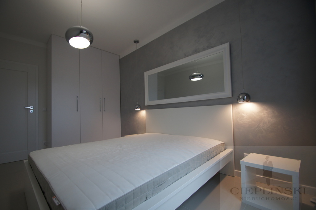 APARTAMENT NA POWSTAŃCÓW ŚLĄSKICH (3)