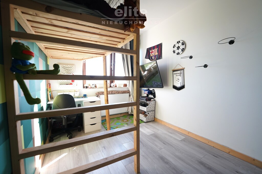 2 POZIOMY 4 POK. BALKON KOMÓRKA LOK. (9)