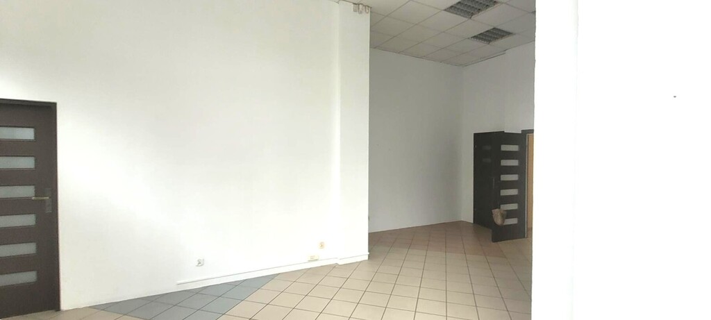 Czytelna lokalizacja!      Lokal- 50m2! (1)