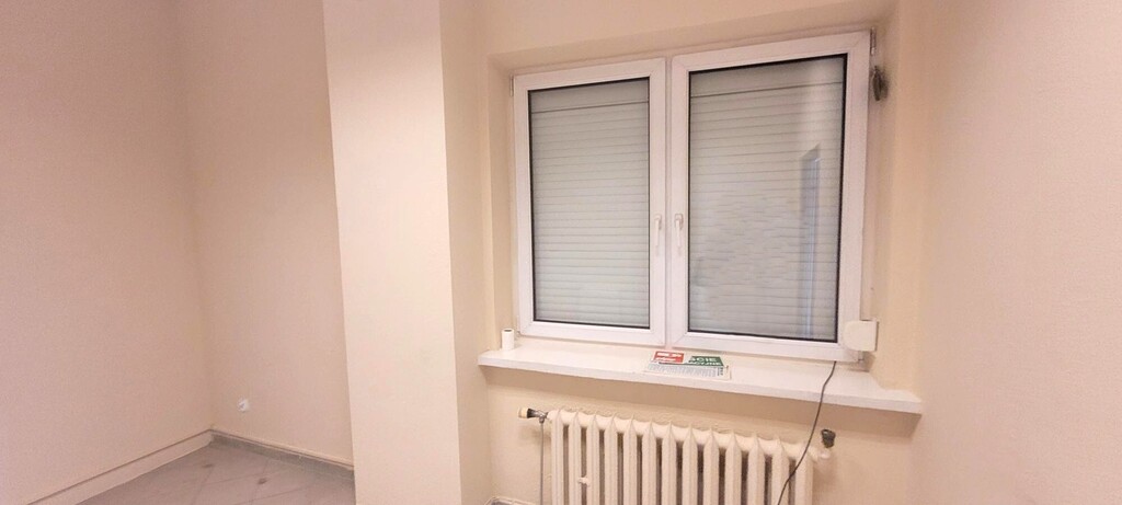 Czytelna lokalizacja!      Lokal- 50m2! (4)