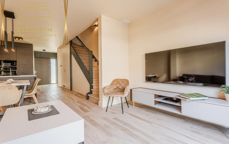 Apartament z ogródkiem 3 piętrowy przy plaży w Rewalu nad morzem (11)