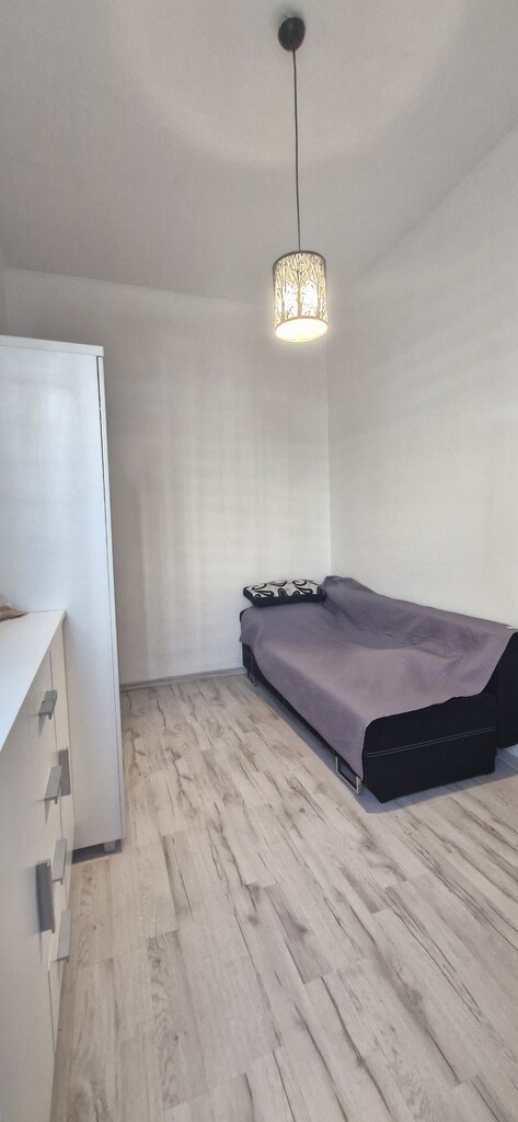 Okolice Teatru Polskiego 78 mkw na parterze. (6)