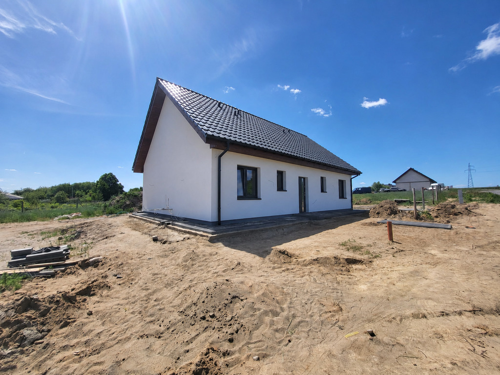 Dom parterowy w Stargardzie - działka 885m2 (2)