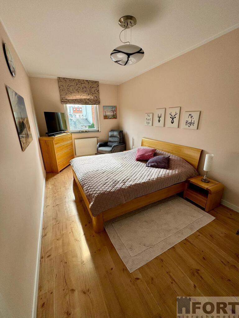 120 m2 własnej przestrzeni w budynku z 2006r (10)