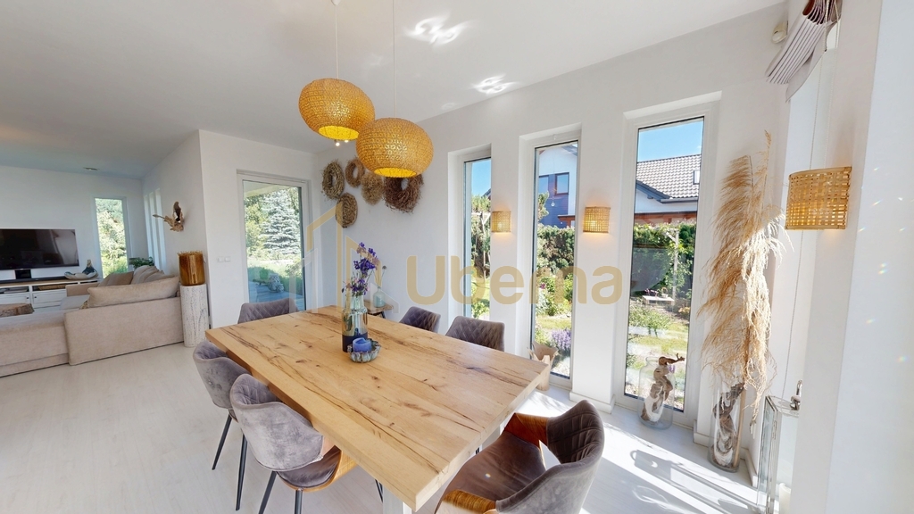 Ekskluzywna Rezydencja z Prywatną Strefą Home SPA (15)