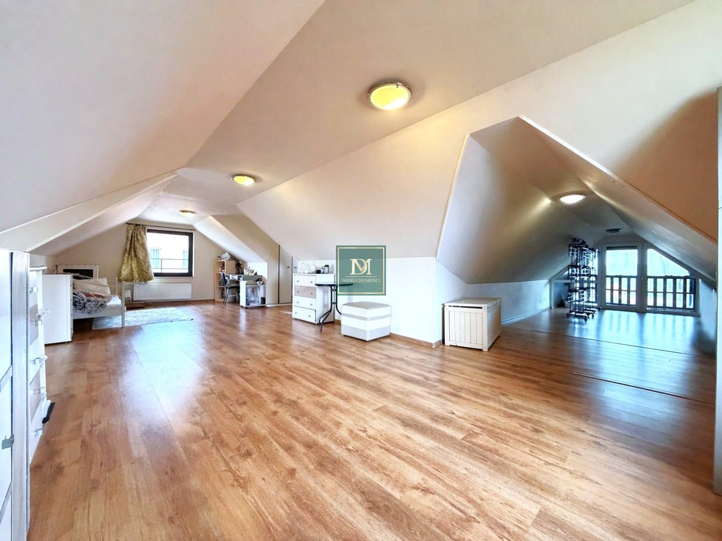 Wielorodzinny? Inwestycyjny? Dom w Zdrojach 380m2 (15)