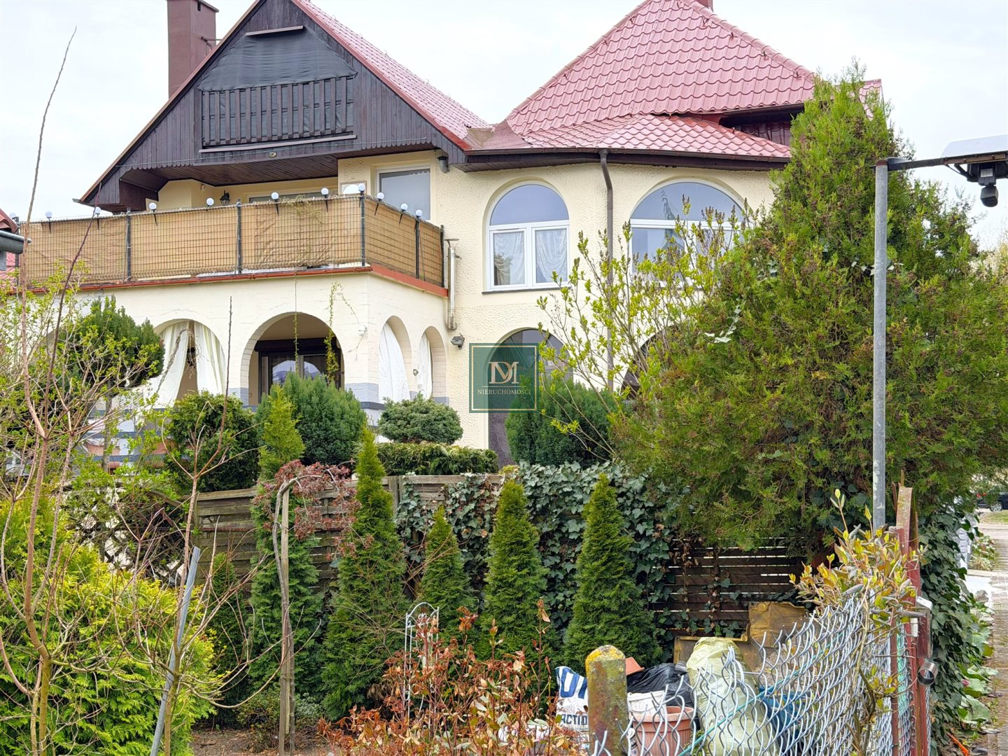 Wielorodzinny? Inwestycyjny? Dom w Zdrojach 380m2 (31)