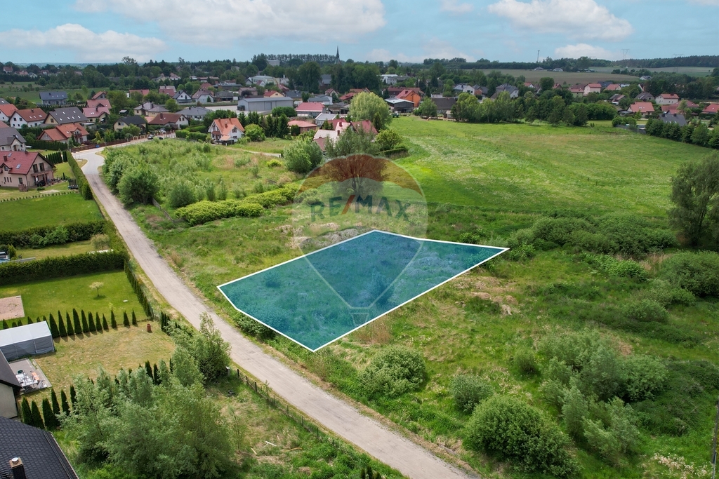 Działka 1074 m2 w Starych Bielicach (1)