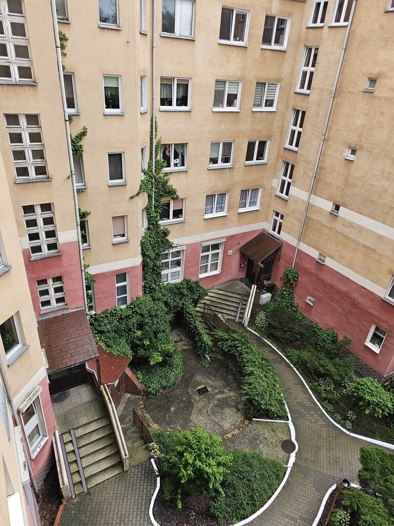 Dwupoziomowe mieszkanie  z balkonem przy parku (2)
